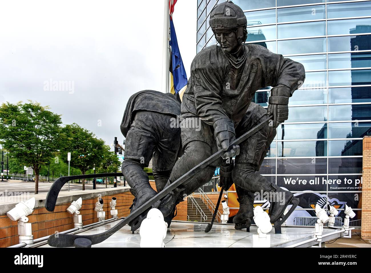Mario lemieux penguins hi-res stock photography and images
