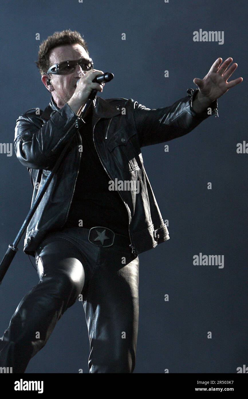 Bono U2 performing live in concert at ANZ Stadium on their '360 degree' tour Sydney, Australia - 13.12.10 Stock Photo