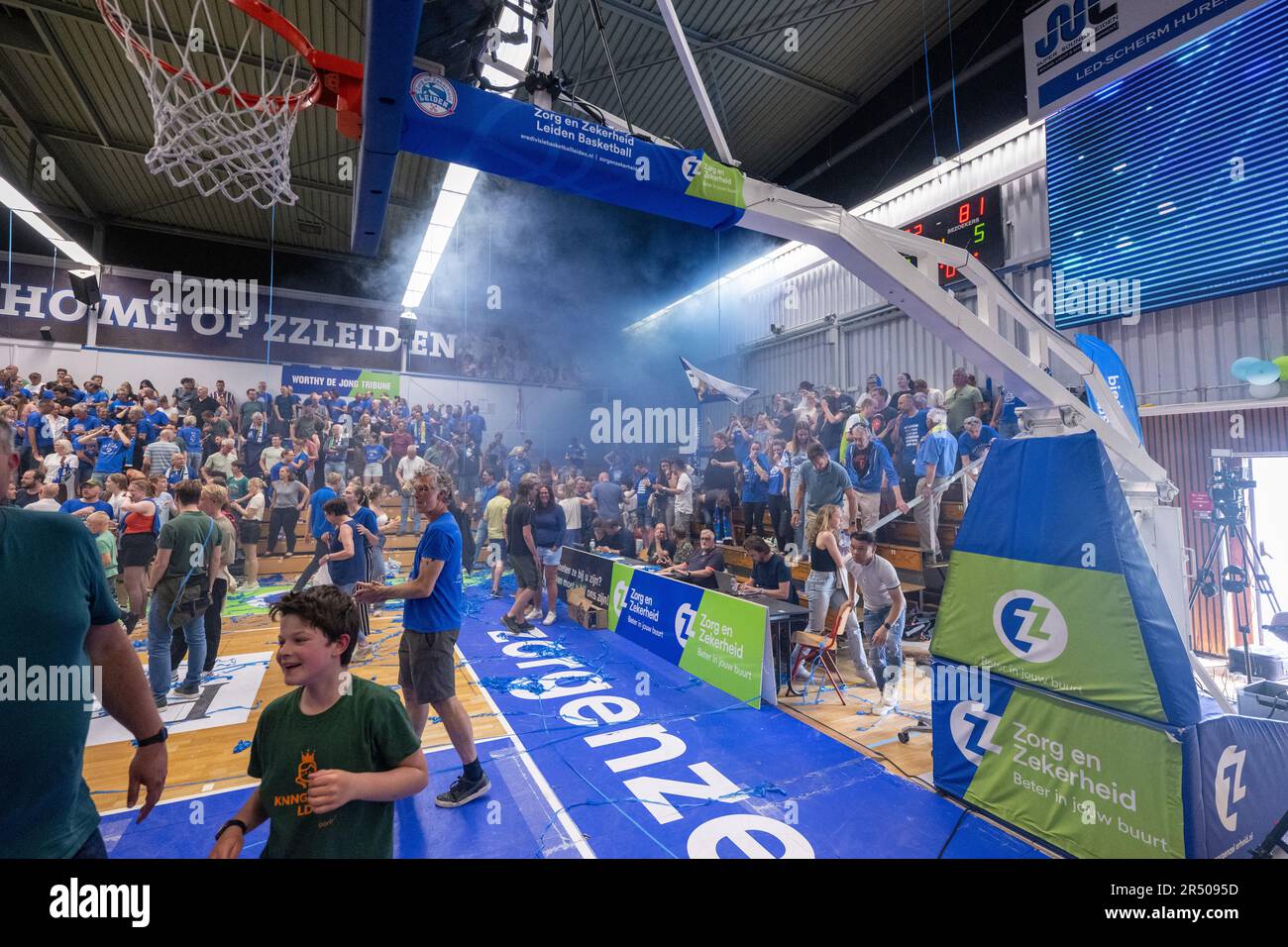 Sporthal vijf meihal hires stock photography and images Alamy