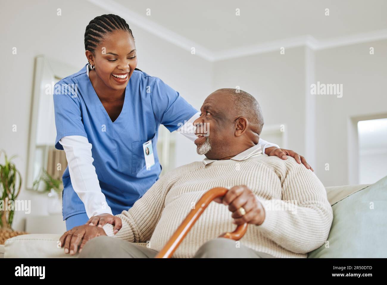 Black male patient nurse hi-res stock photography and images - Alamy