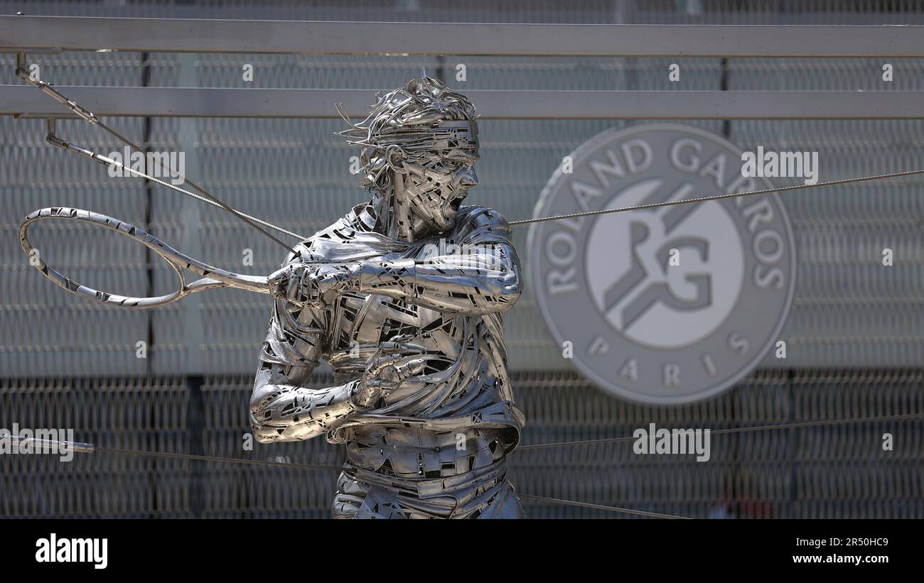 Wilson Hyper Hammer Hotel Kalinga Buenas Raquetas De Tenis Statue