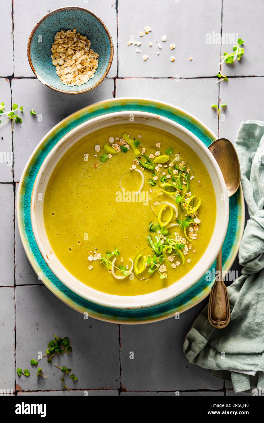 Leek and oatmeal soup Stock Photo Alamy