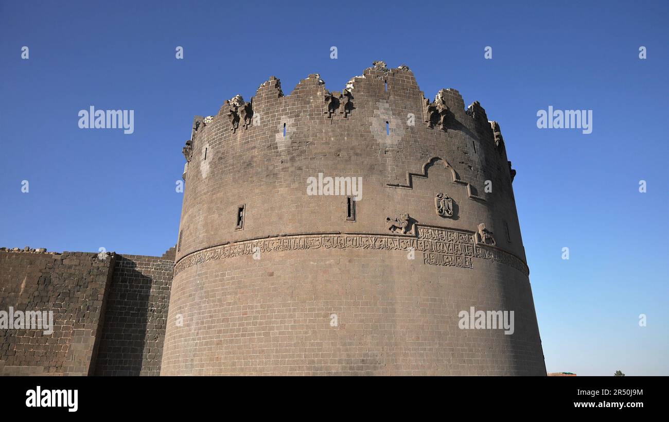 Diyarbakir outer fortress walls were built in 349. A bastion of the castle. Diyarbakir, Turkey. Stock Photo