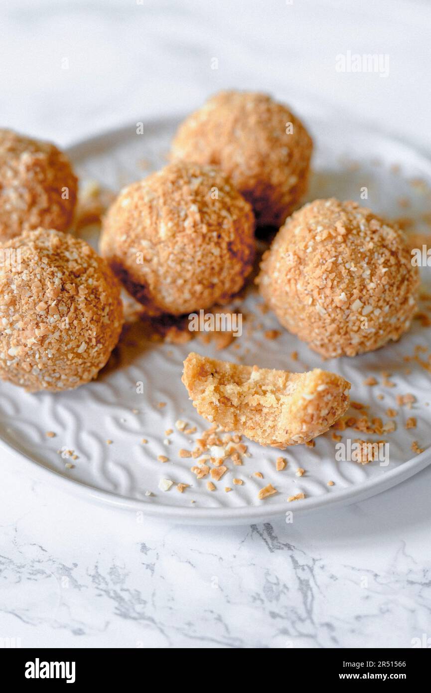 Tonka beans tonka bean hires stock photography and images Alamy