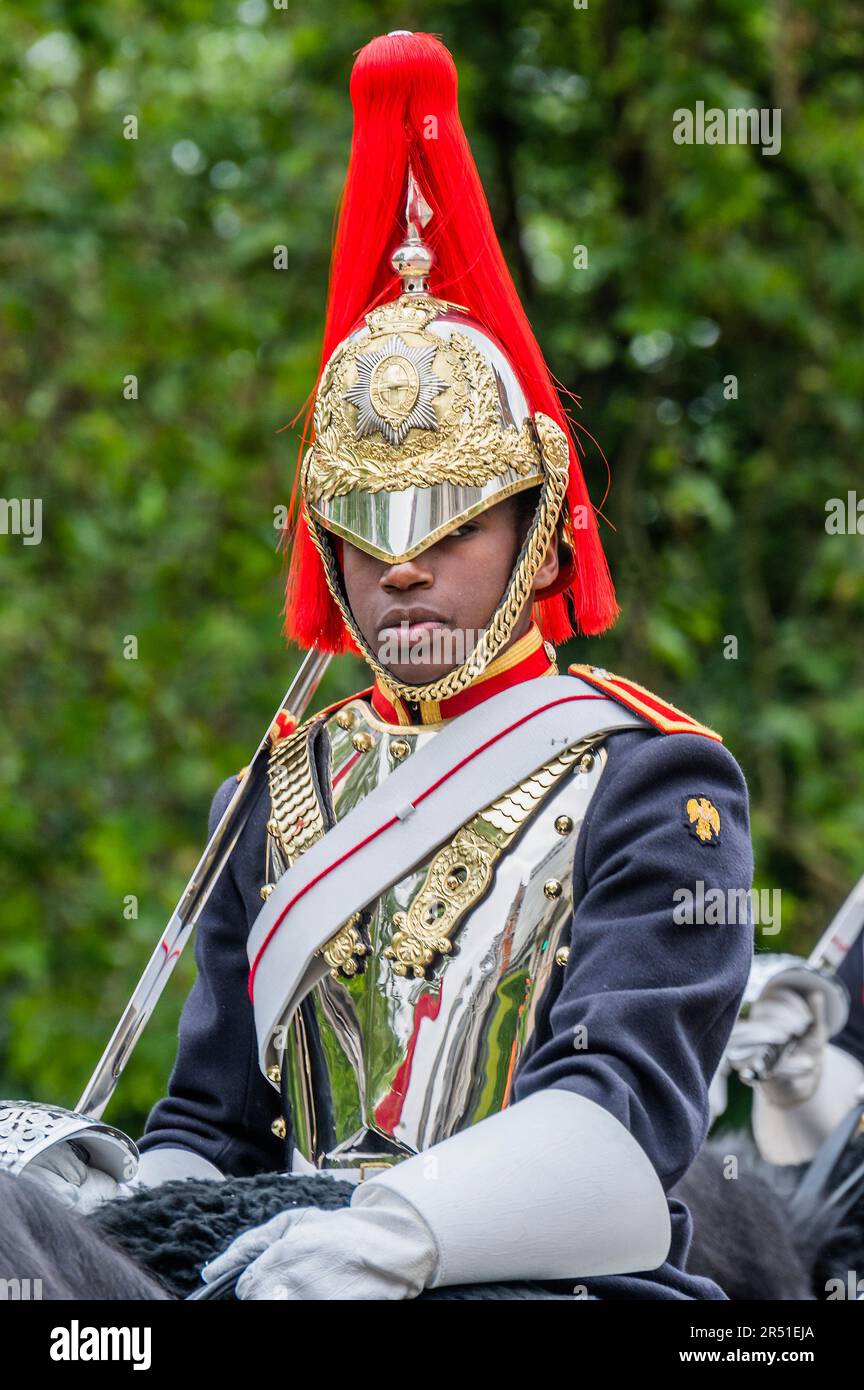 London, UK. 31st May, 2023. The Blues and Royals, part of the Household Cavalry Regiment, return to their barracks in Hyde Park afterchanging the guard at Horse Guards. Credit: Guy Bell/Alamy Live News Stock Photo