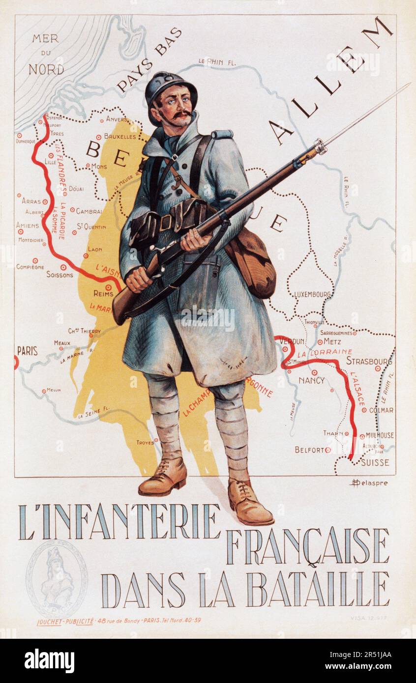 L'infanterie française dans la bataille - A foot soldier holding a rifle. In the background is a partial map of France. World War I propaganda - Delaspre, H., artwork, 1915 Stock Photo
