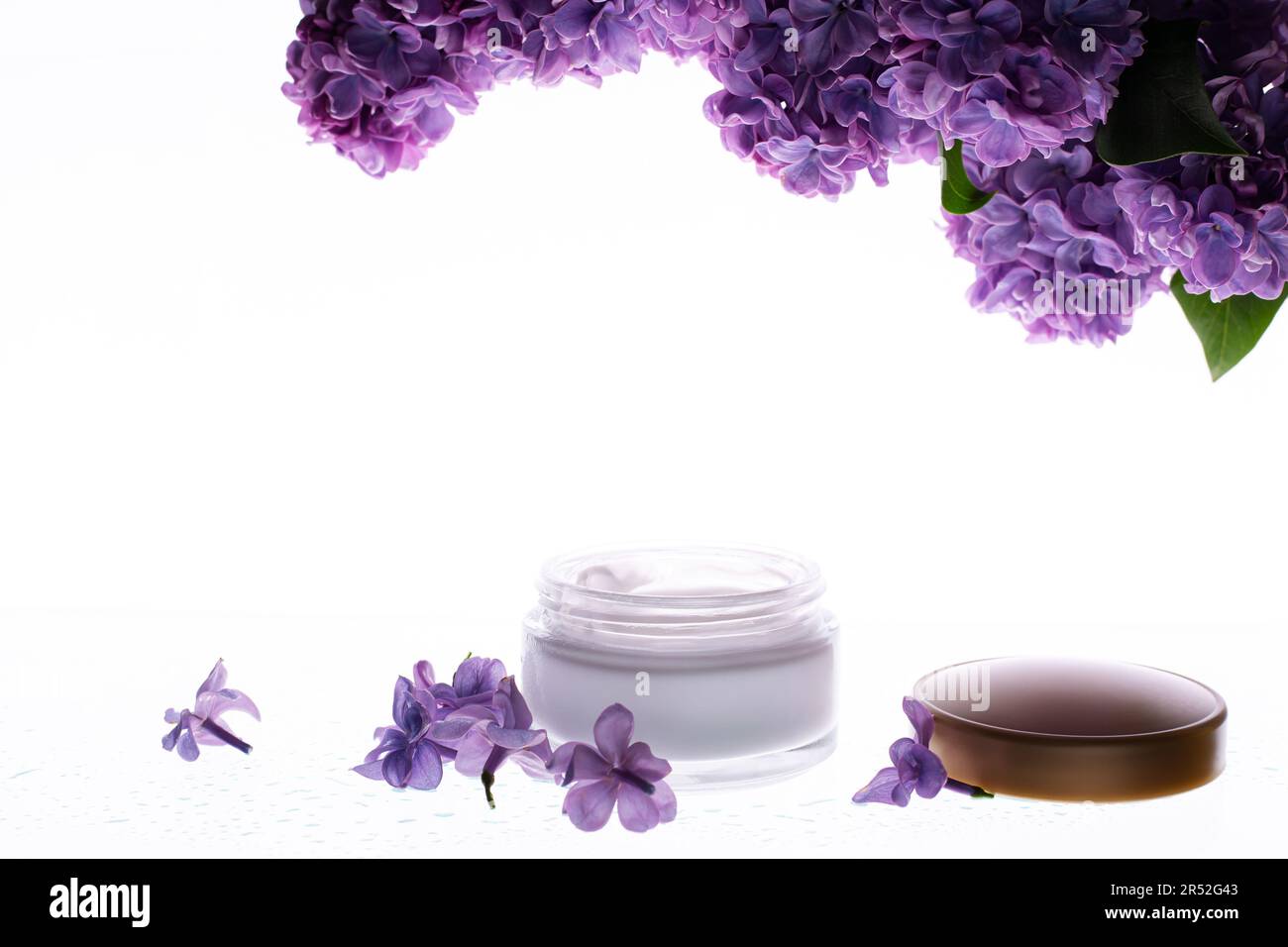 Spa treatment flowers on hi-res stock photography and images - Alamy