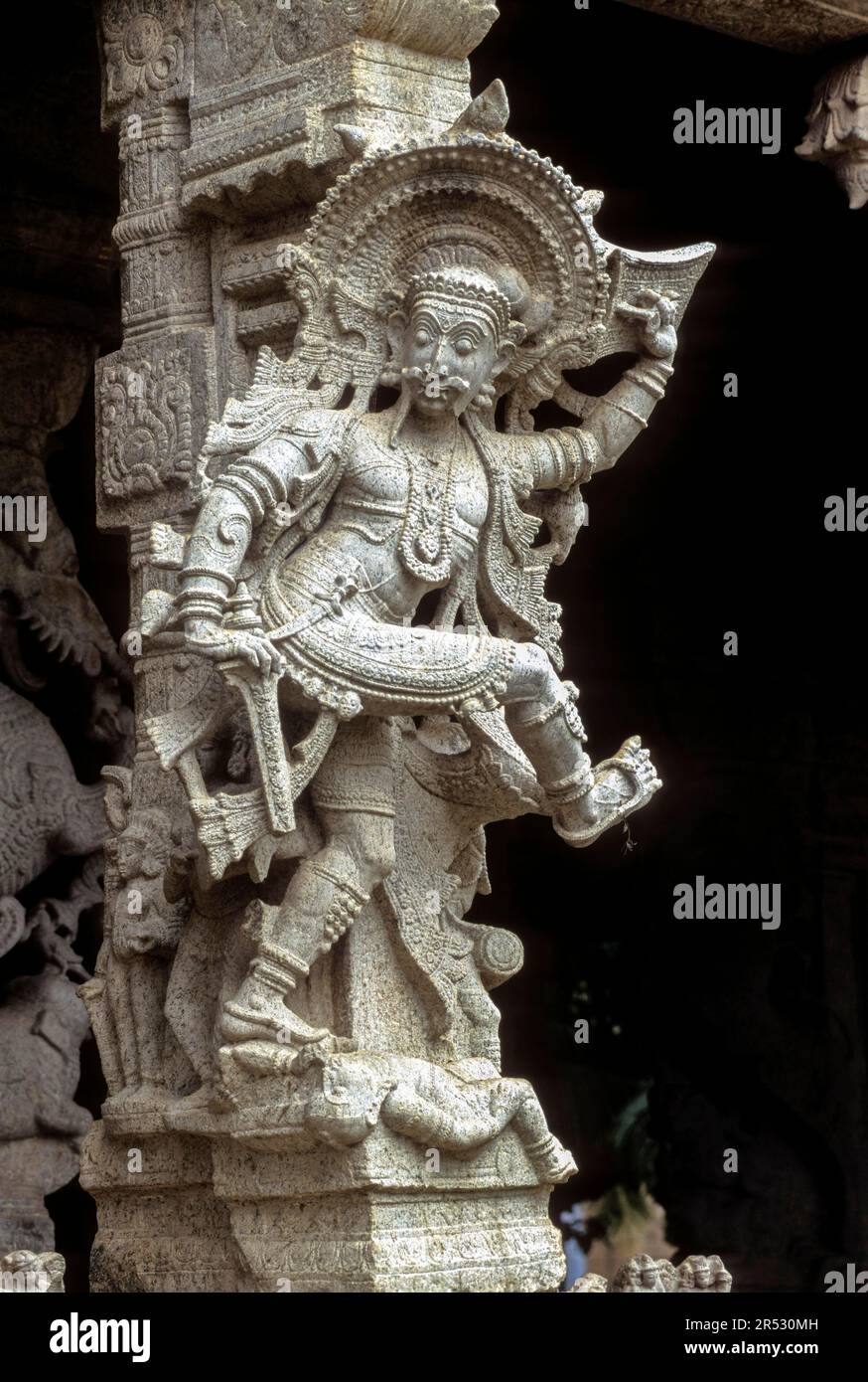 Veerapathirar Veerabhadra sculpture in Srivaikuntanathan Perumal temple