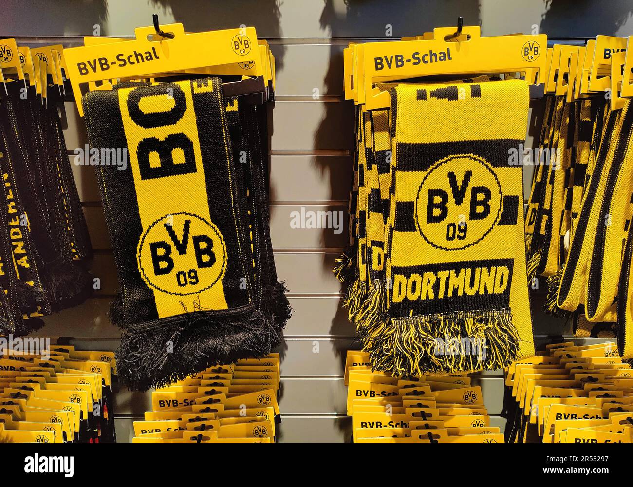 Tour De Cou Multifonction Borussia Dortmund – BVB Noir/Gris – Antibactérien – Officiel