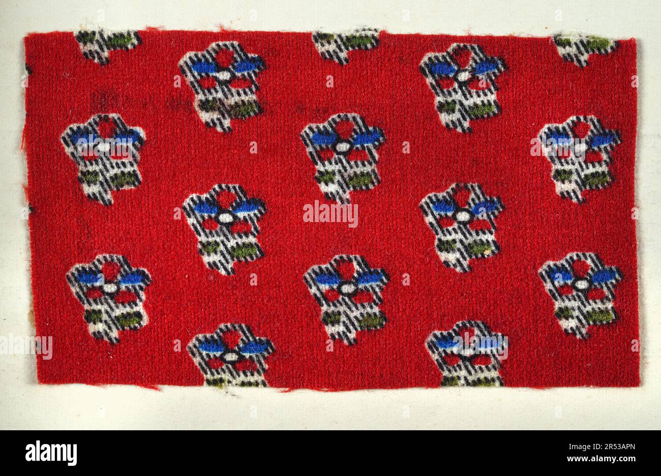 Original Victorian era textile patterns for dress, Red floral Flannel printed by Charles Swaisland for John Mair, 1840s Stock Photo