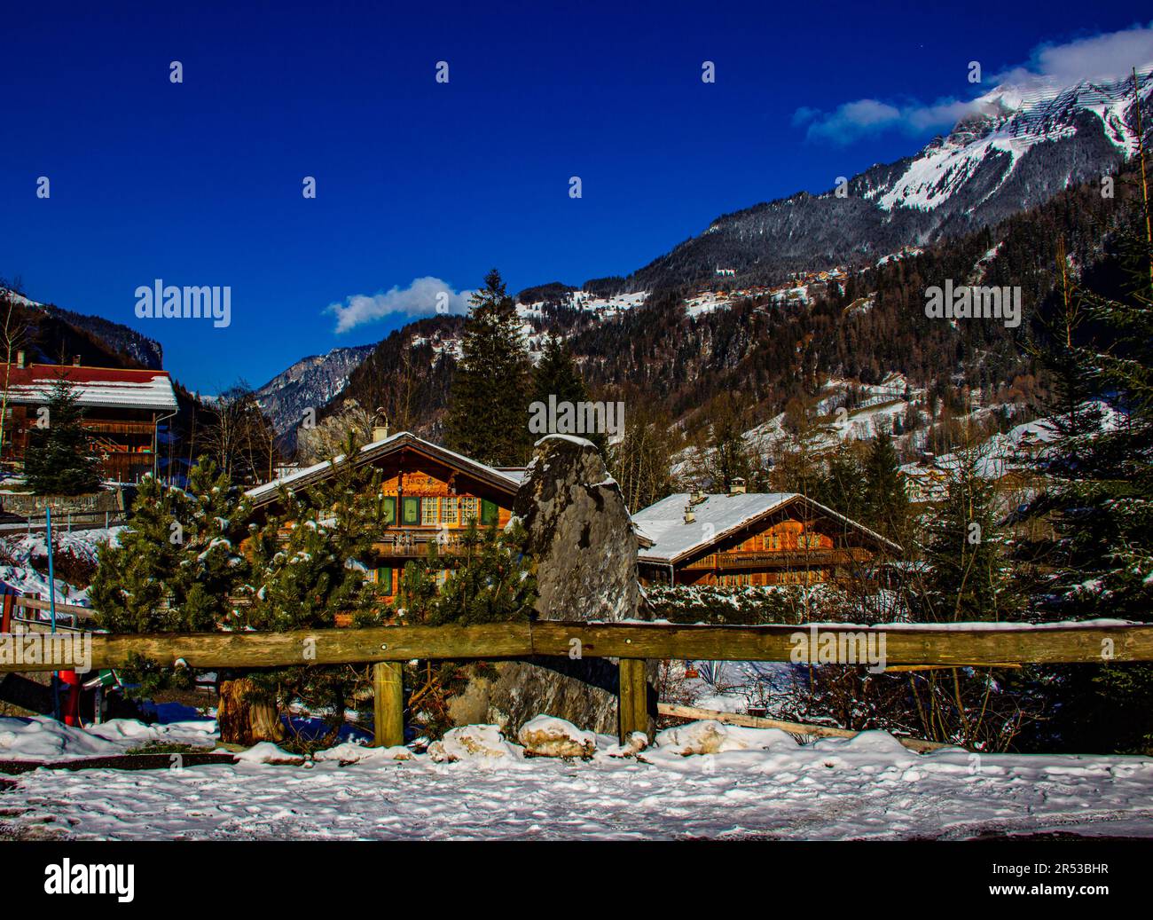 Beautiful sunny day in the snowy Swiss Alps, Lauterbrunnen, Switzerland Stock Photo