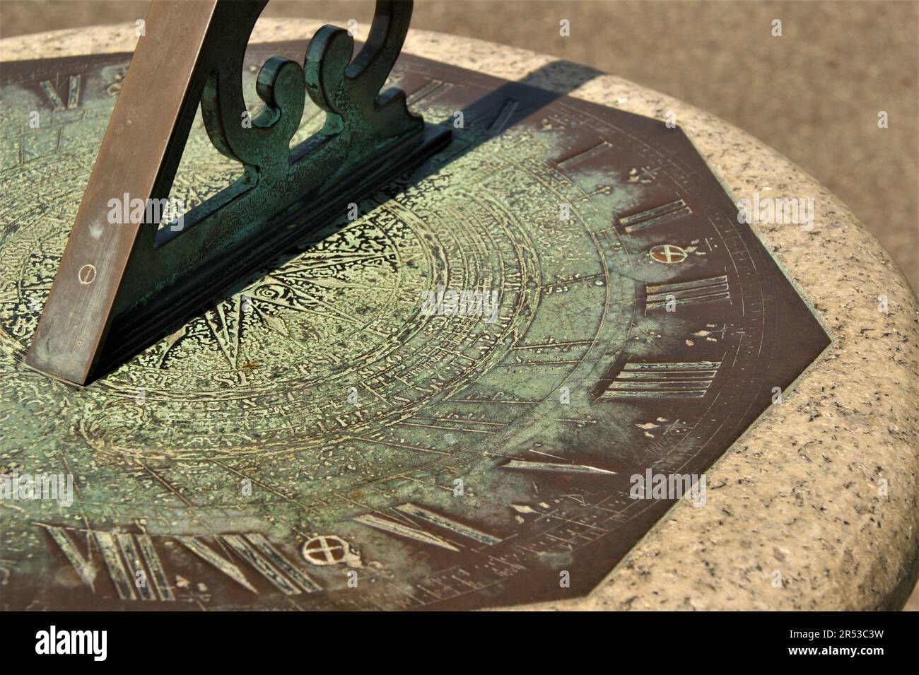Fragment of a metal sundial. Clock face closeup Stock Photo Alamy