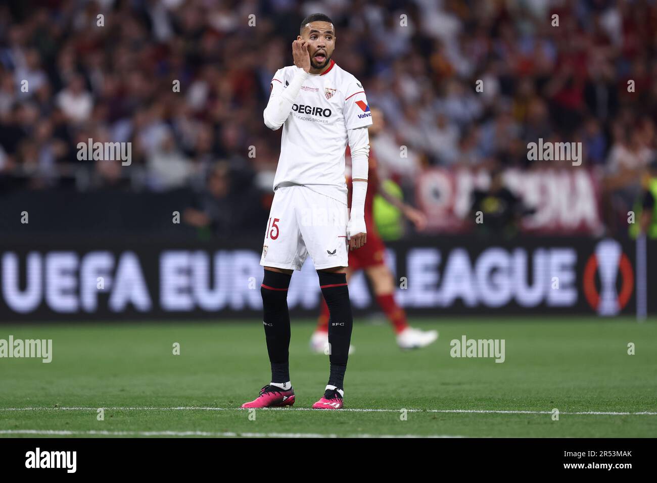 Budapest, Hungary. 31st May, 2023. Youssef En-Nesyri of Sevilla FC looks dejected during the Uefa Europa League final match beetween Sevilla Fc and As Roma at Puskas Arena on May 31 2023 in Budapest, Hungary . Credit: Marco Canoniero/Alamy Live News Stock Photo