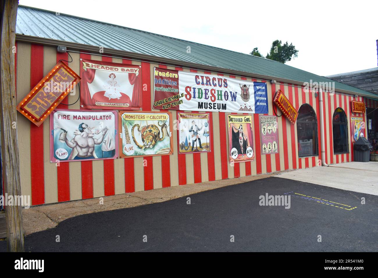 St Robert, Missouri, MO, United States, US May 31, 2023 Uranus Fudge