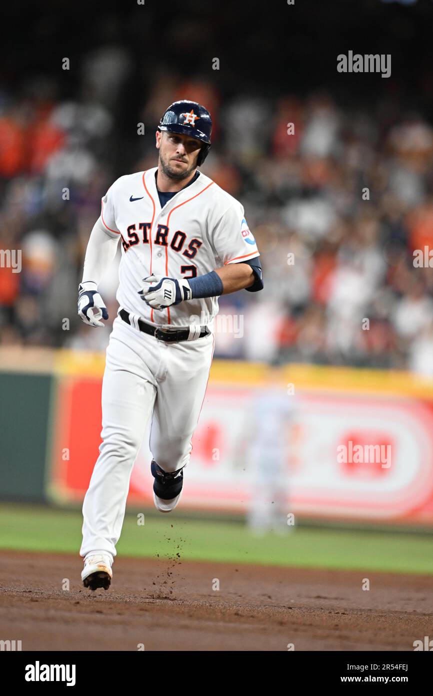Houston Astros: A Night Of Mixed Emotions – Correa'S Return, Bregman'S Tribute, And A Home Run! - 7owkqsb