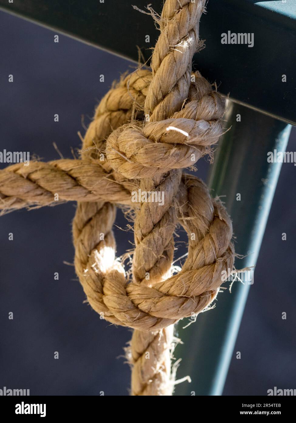 Tied up in knots hires stock photography and images Alamy