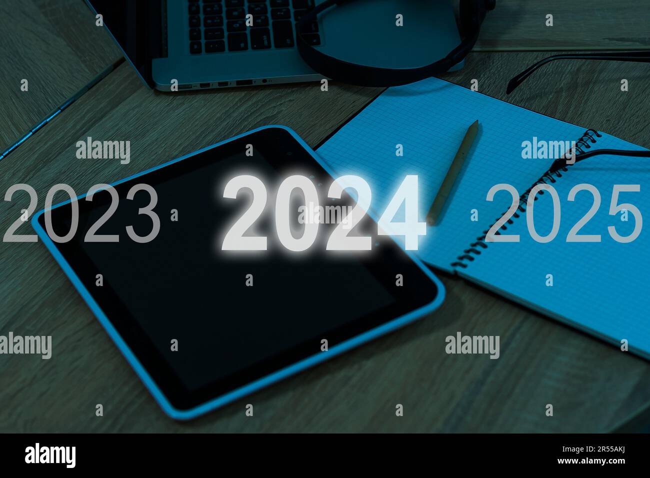 2023 2024 2025 new year concept and business challenge idea Stock Photo