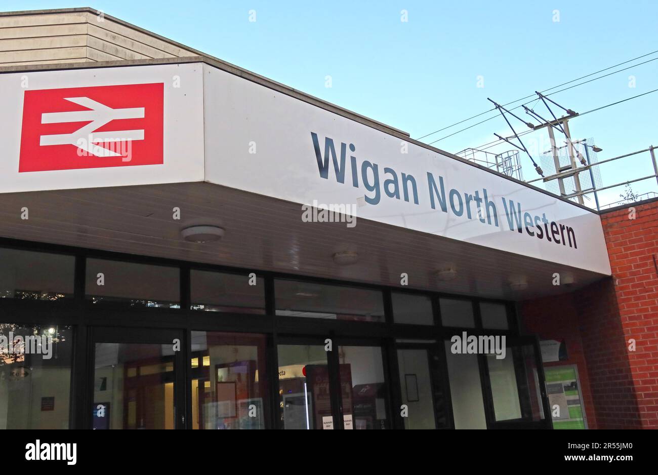 West Coast Main Line - WGN - Wigan North Western railway station, Wallgate, Wigan, Lancashire, England, UK,  WN1 1BJ Stock Photo