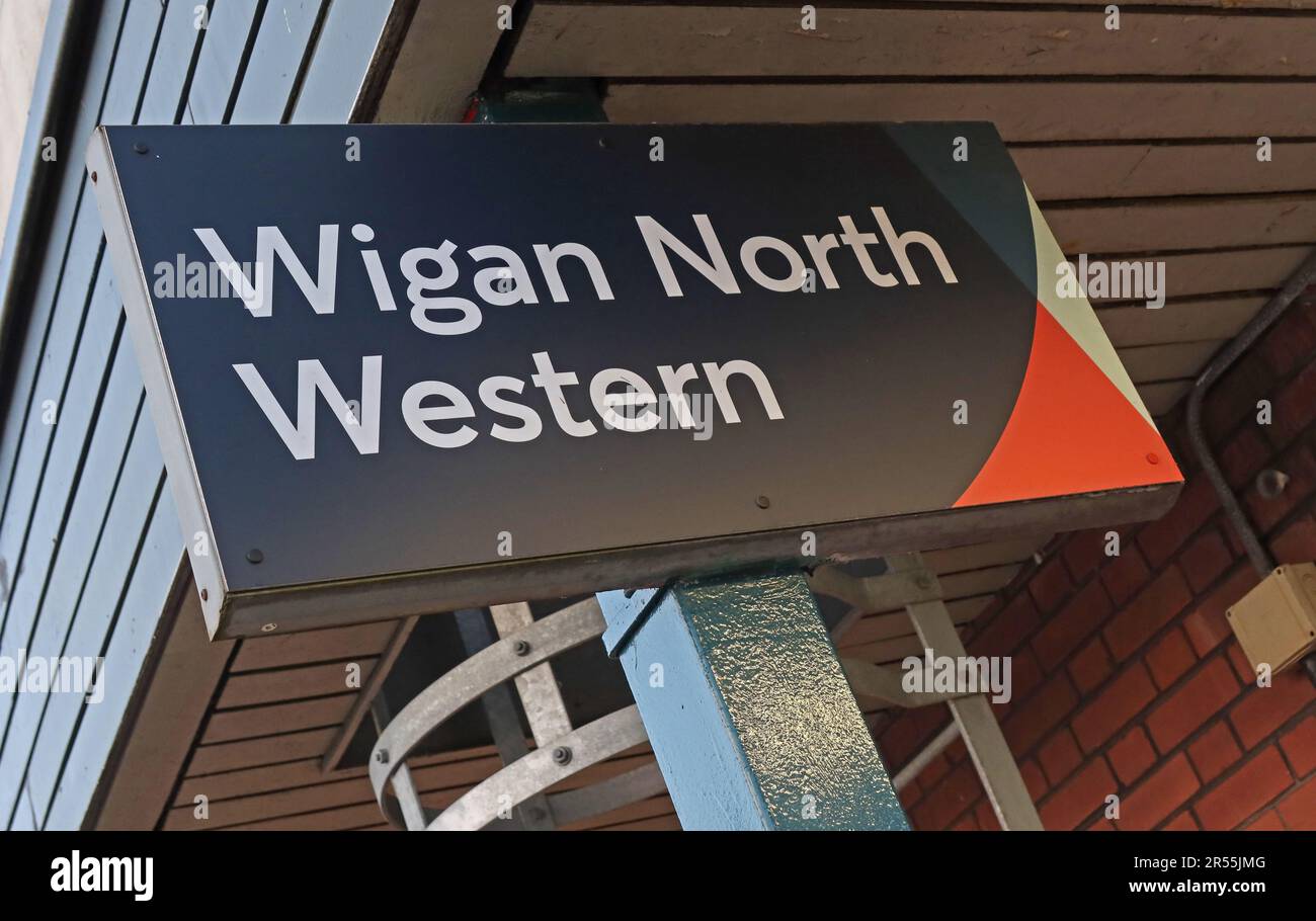 West Coast Main Line - WGN - Wigan North Western railway station, Wallgate, Wigan, Lancashire, England, UK,  WN1 1BJ Stock Photo