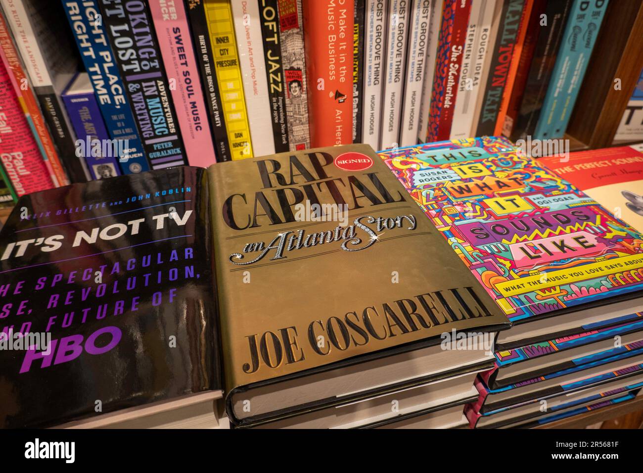 McNally Jackson is a New York Citybased Independent Bookstore located in Rockefeller Center