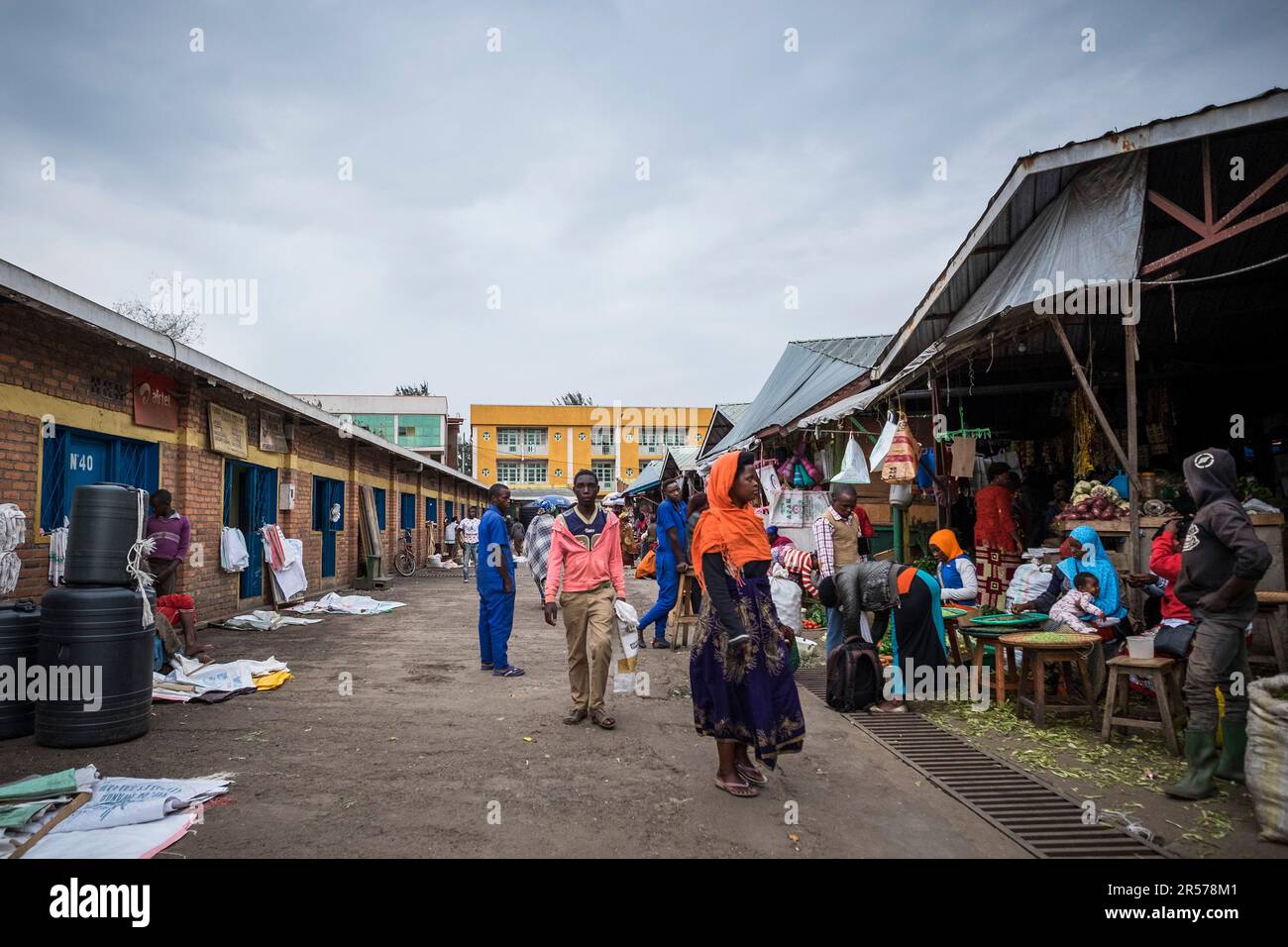 Rwanda. Ruhenheri. Musanze. local market. daily life Stock Photo - Alamy