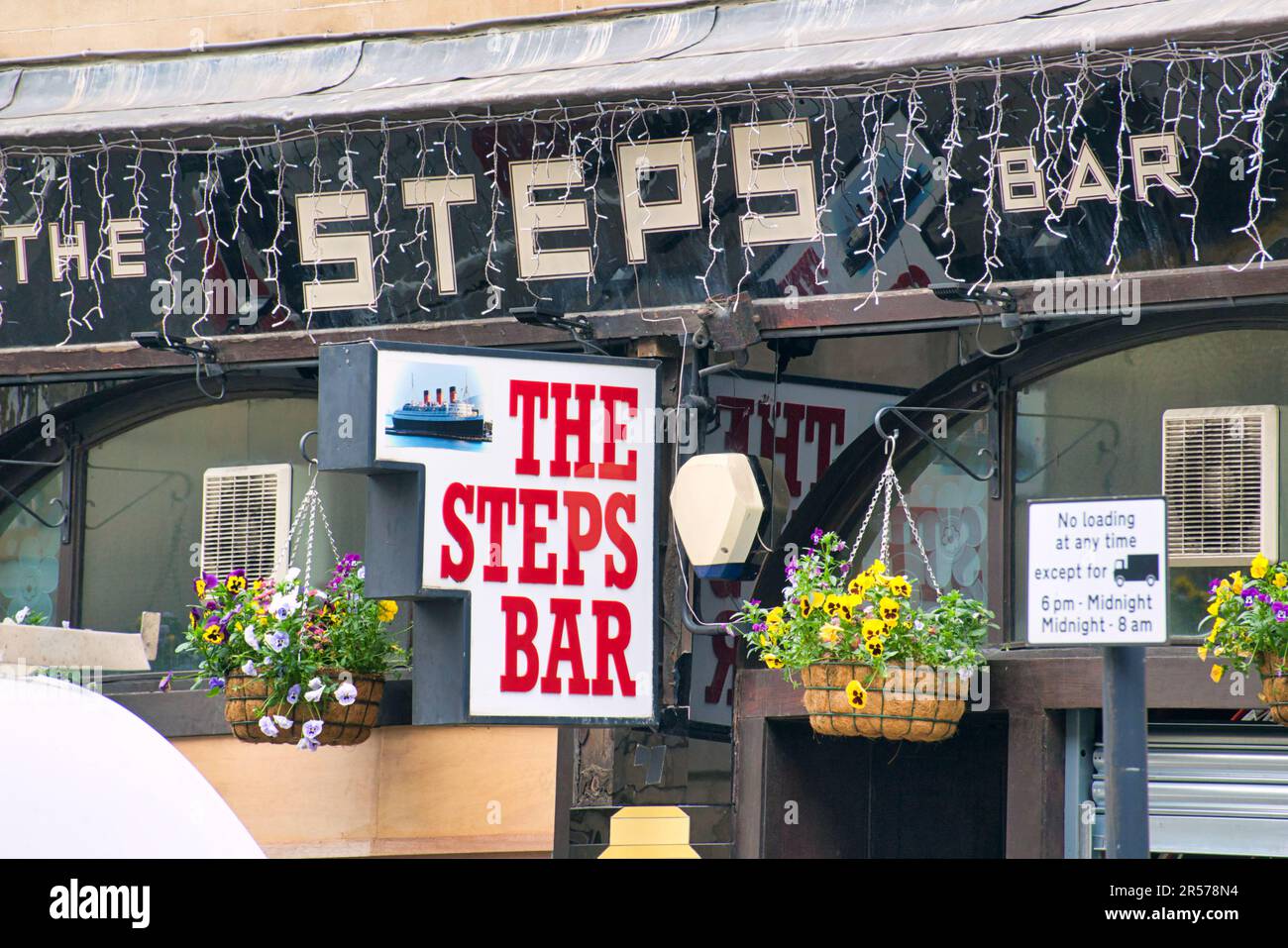 the steps bar Norbulk House, 62 Glassford St, Glasgow G1 1UP Stock Photo