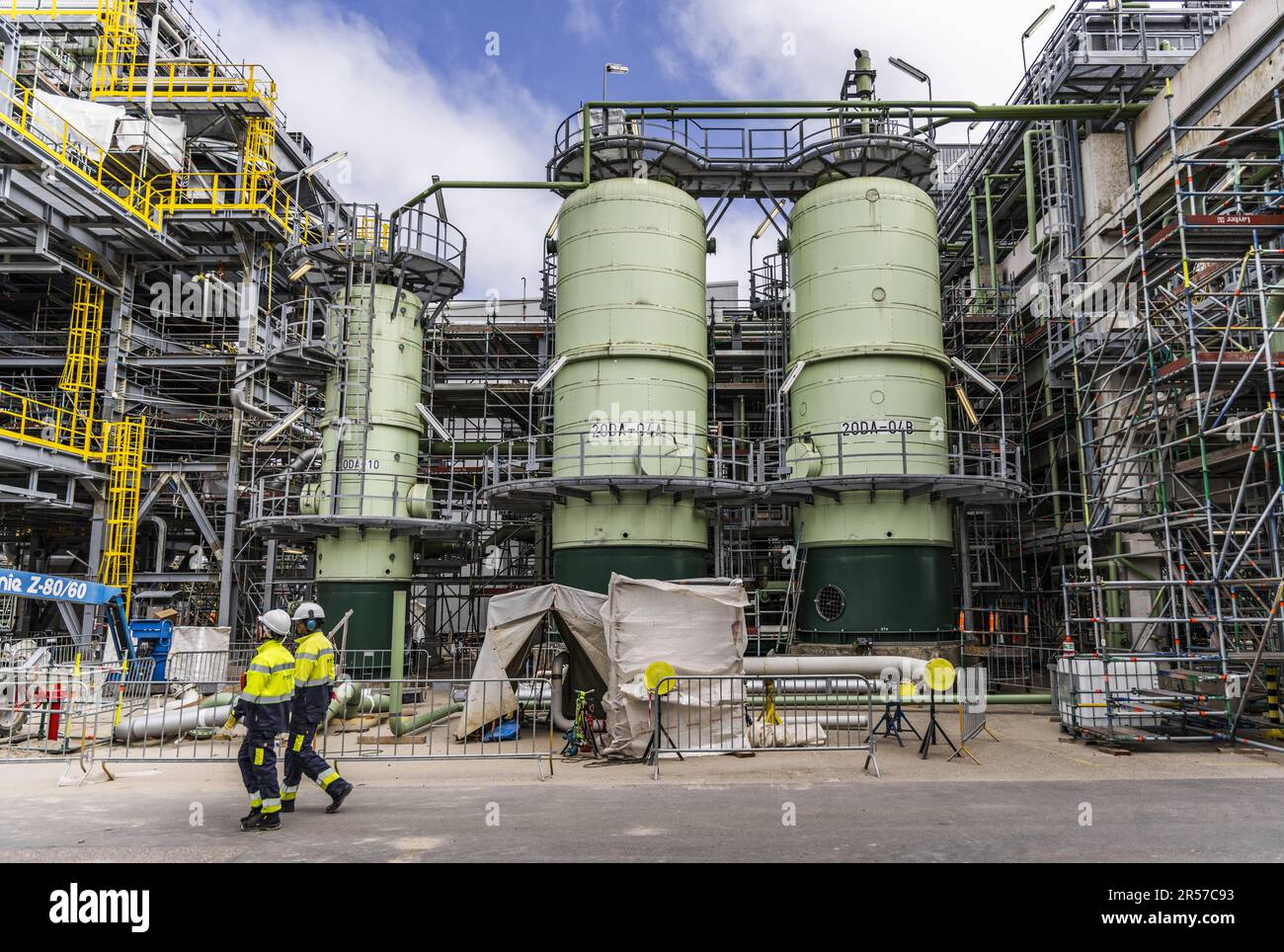 Neste refinery hires stock photography and images Alamy