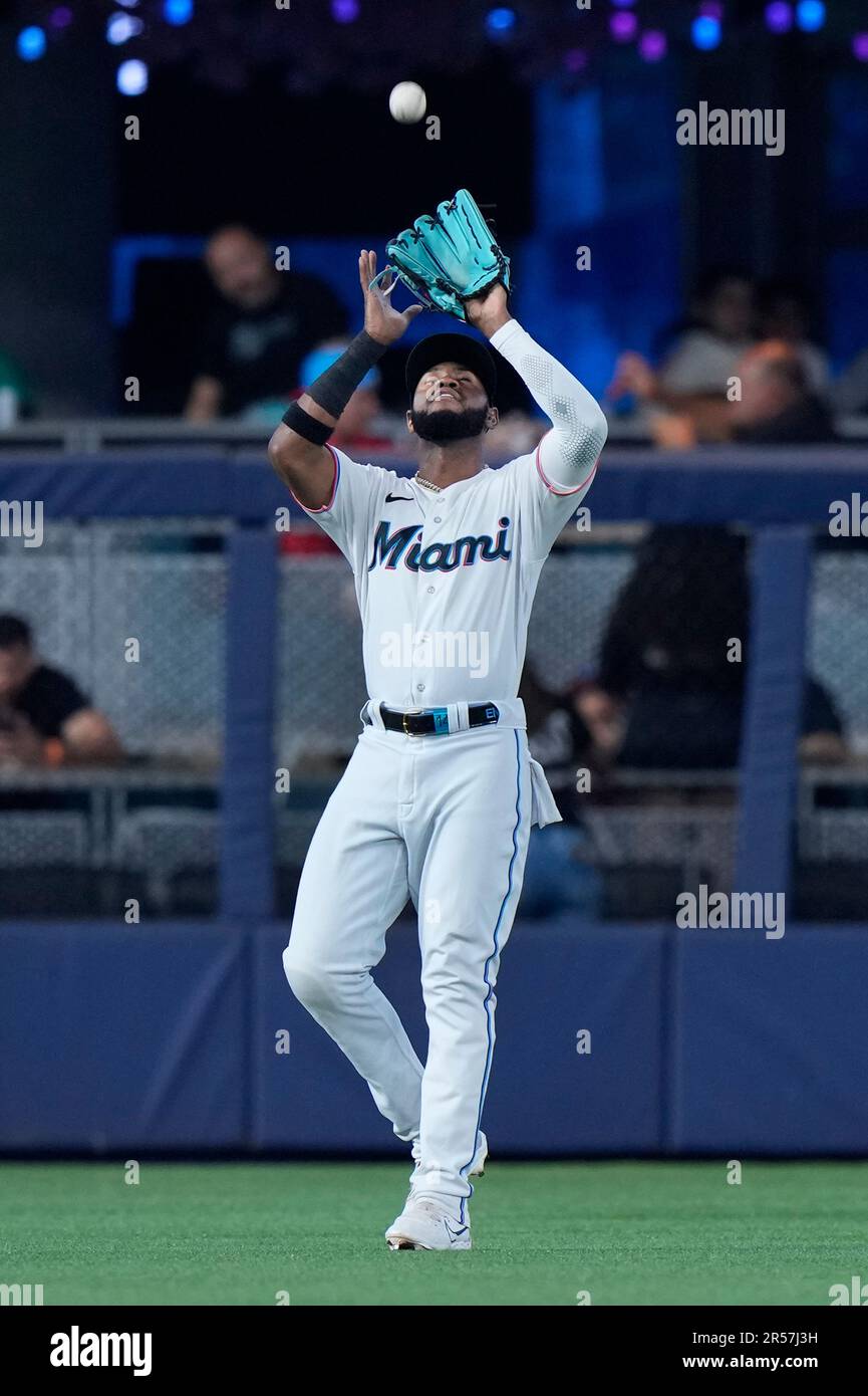 Miami Marlins left fielder Bryan De La Cruz catches a ball hit by San