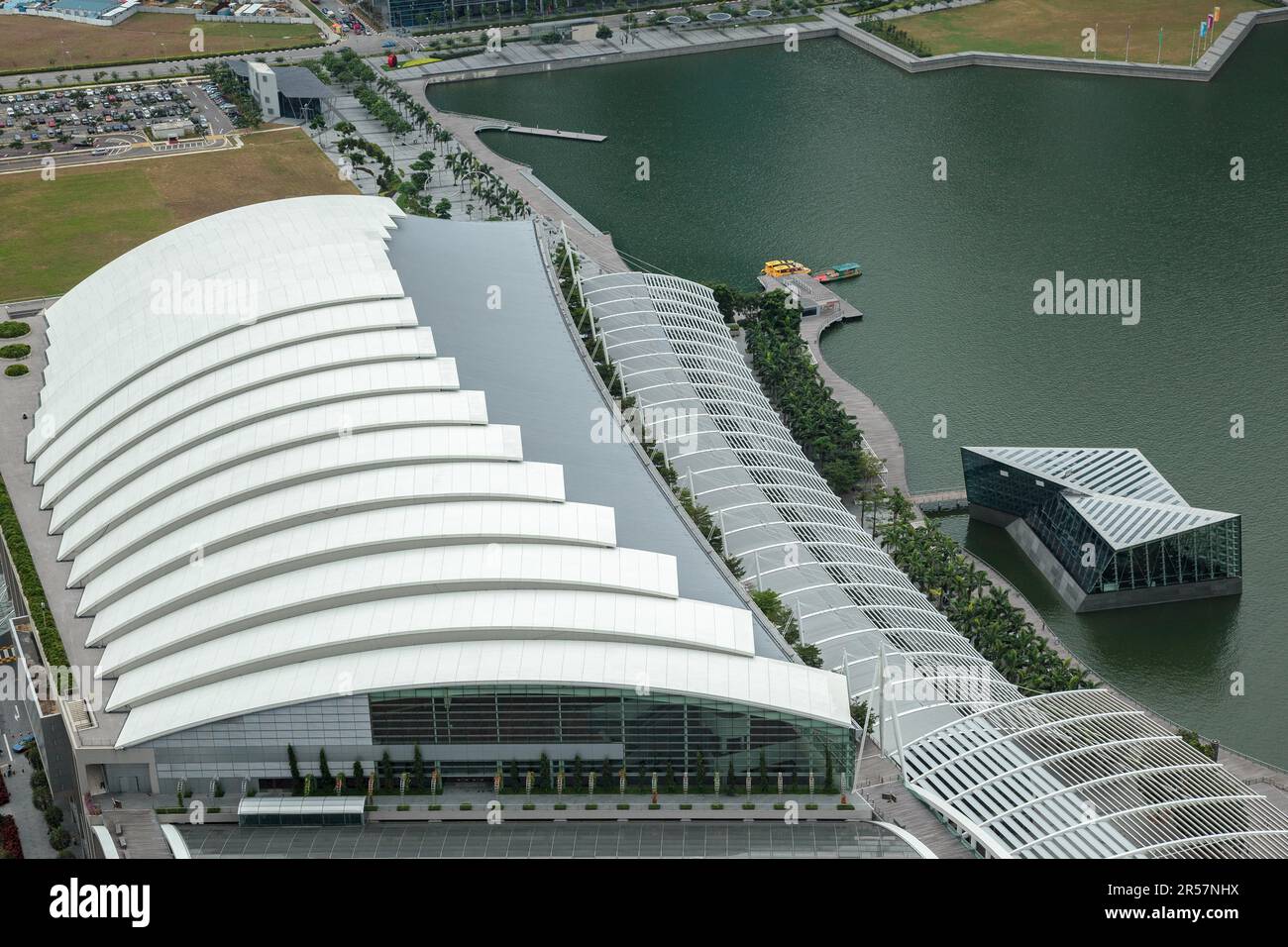 Marina Bay Sands shopping centre in Singapore Stock Photo