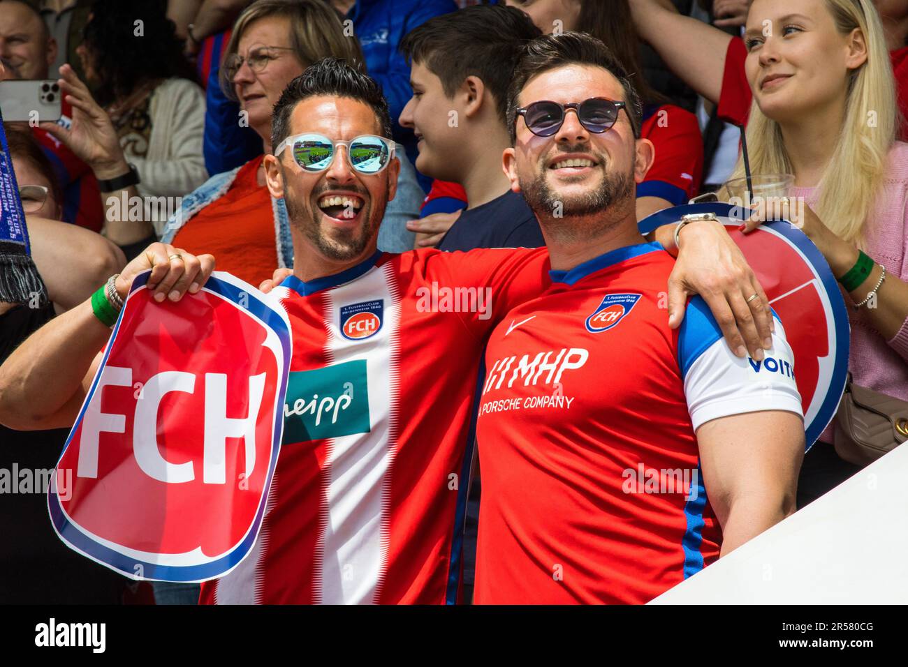 One player hi-res stock photography and images - Alamy