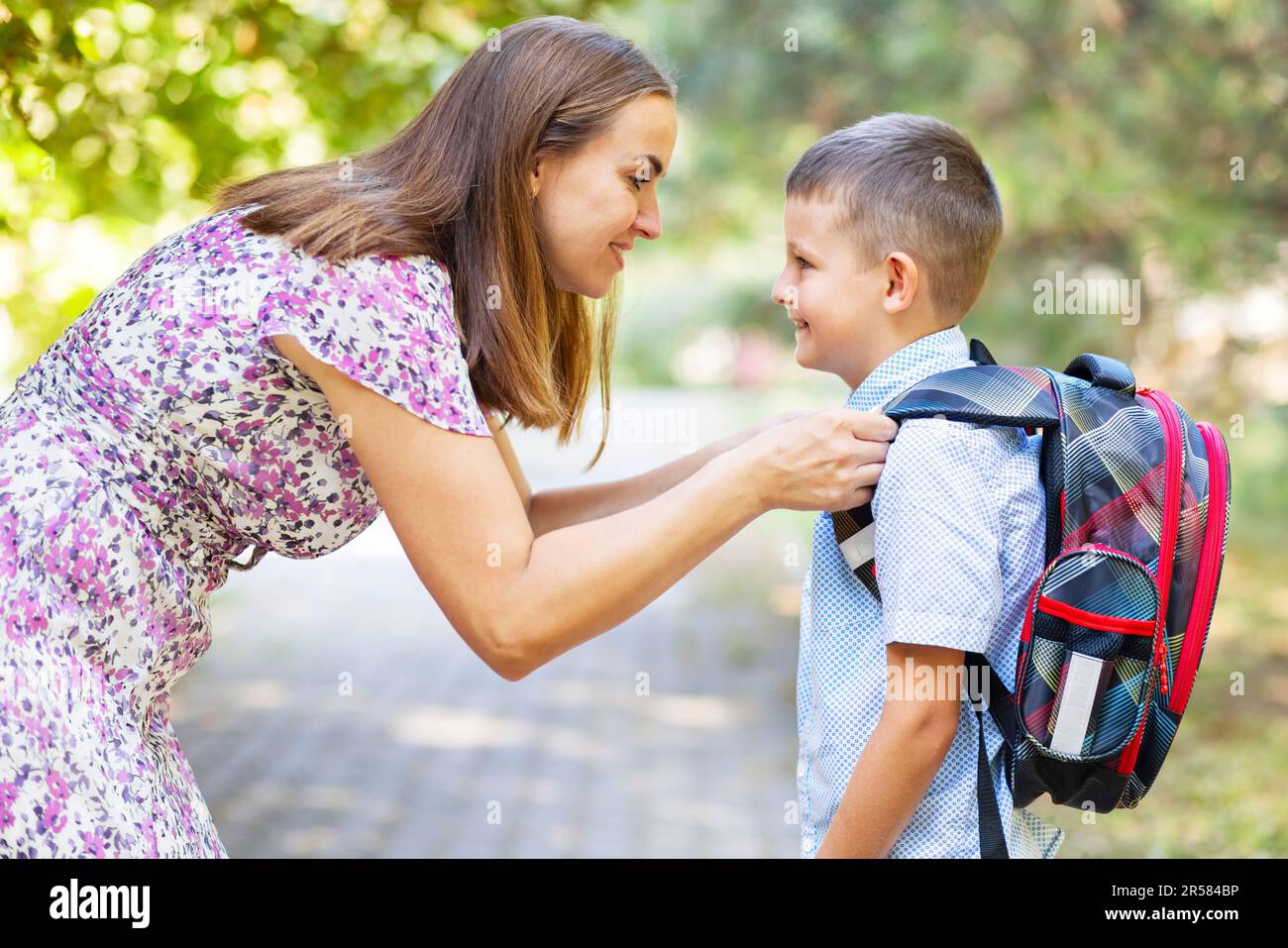 BACK IN SCHOOL (TRADUÇÃO) - Mother Mother 