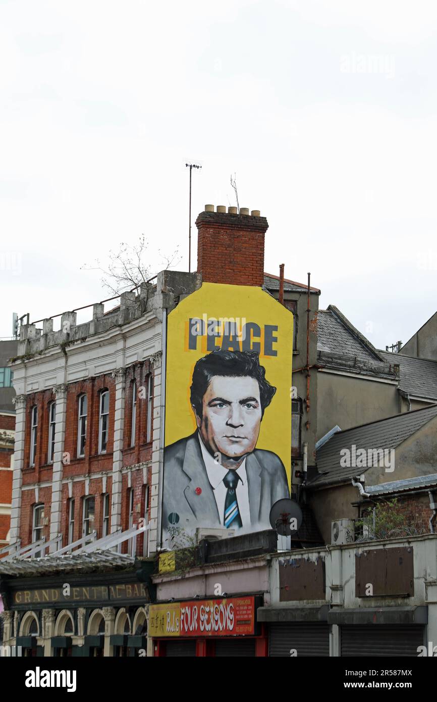 John Hume mural at Great James Street in Derry Stock Photo