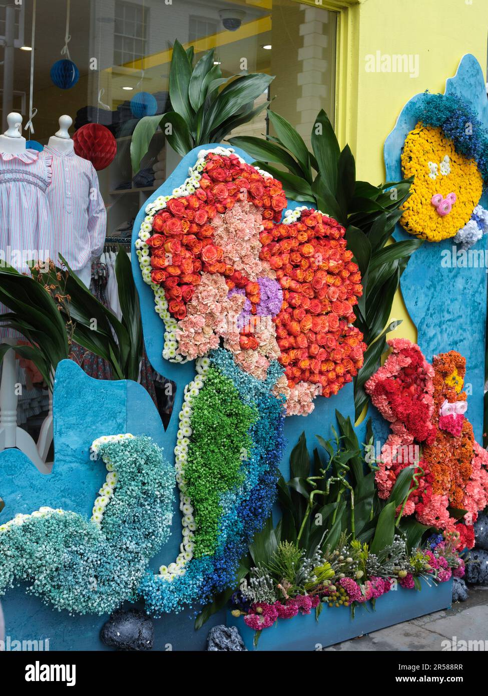 Floral arrangements display during the flower show in London,UK Stock Photo Alamy
