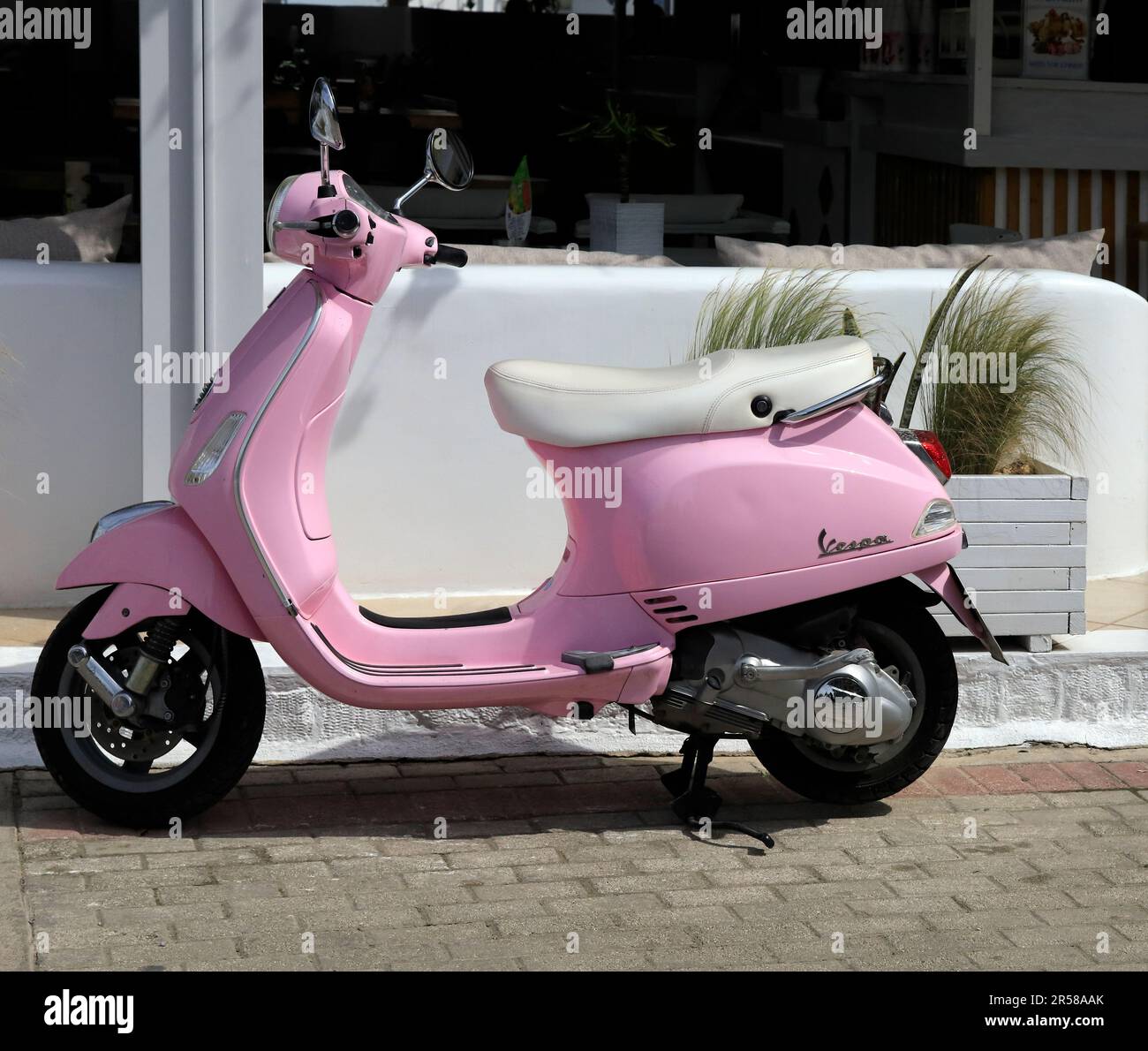 pink vespa