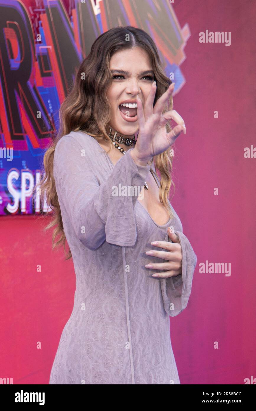 Hailee Steinfeld poses for photographers upon arrival at the premiere