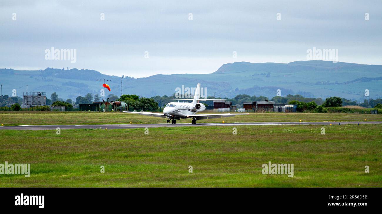 D-CEIS Cessna 680 Citation Sovereign is a private German aircraft landing at Dundee's Riverside Airport, Scotland Stock Photo