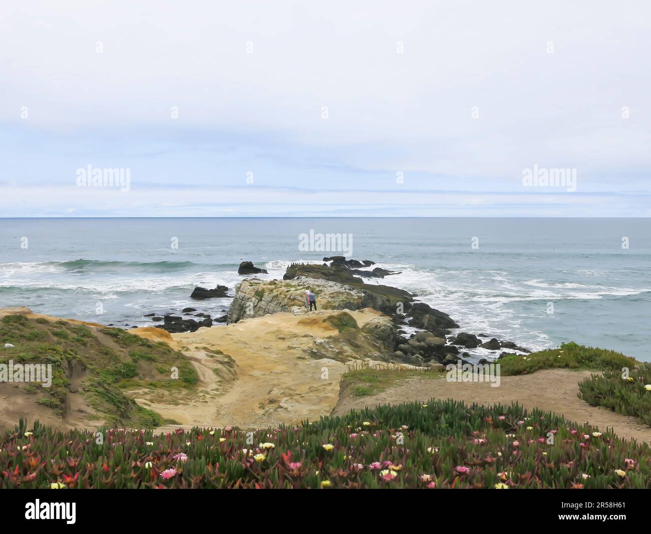 Ocean view coastal scene hi-res stock photography and images - Alamy