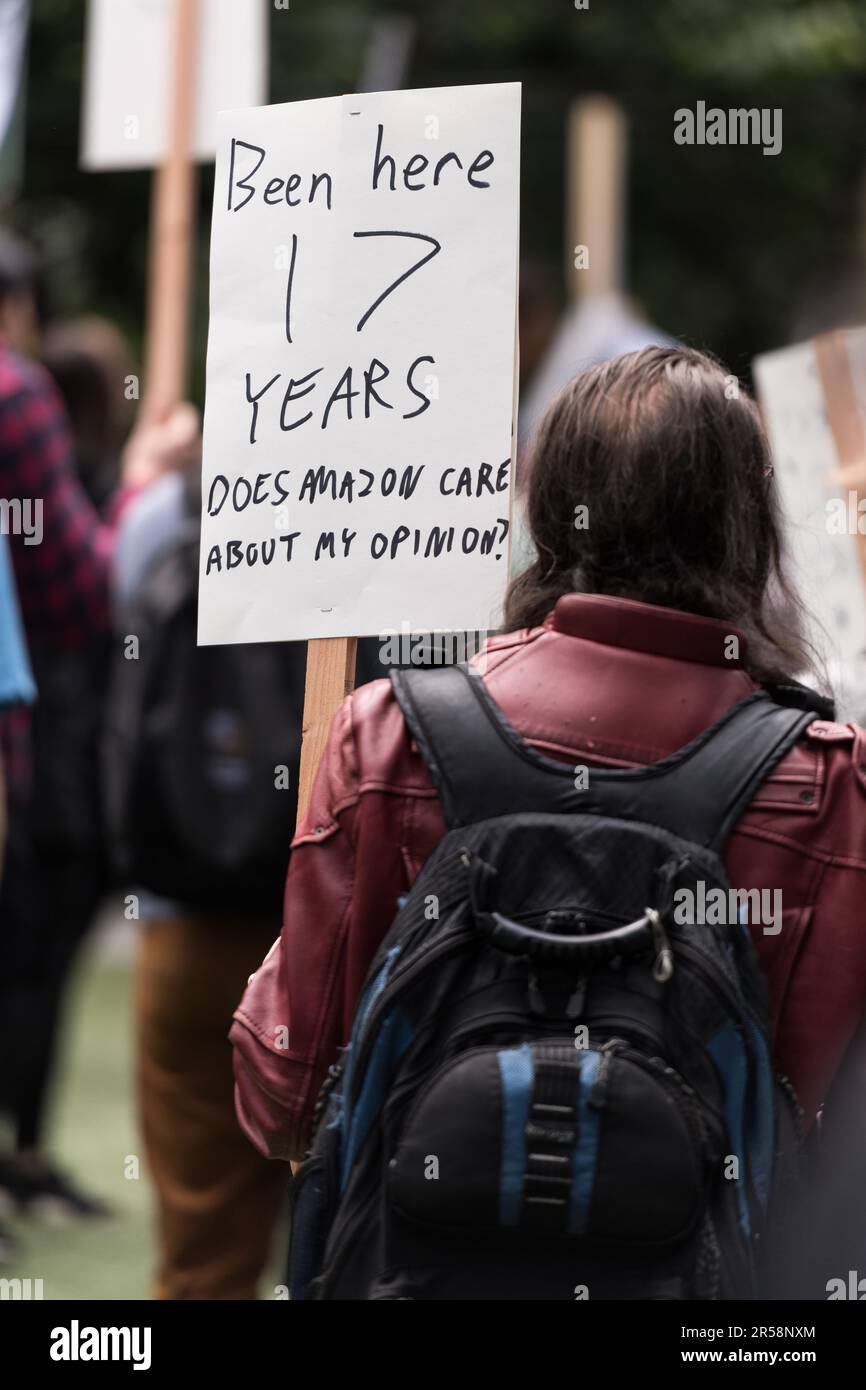 Seattle, USA. 31 May, 2023. Amazon corporate employees walk out of ...