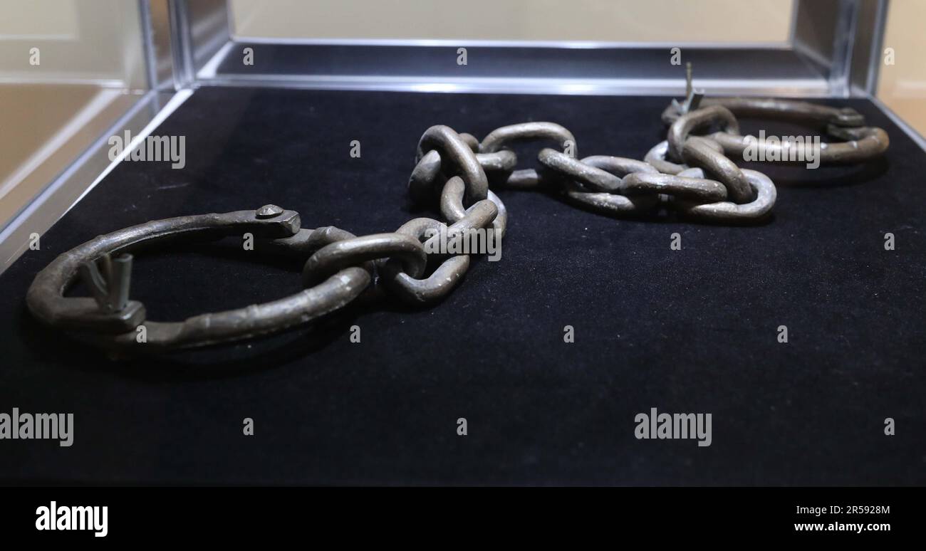 June 1, 2023, New York City, New York, USA: A view of Prop Shackles from Cool Hand Luke, seen on display during ''˜The World of Janne Woodward and Paul Newman' preview at Sotheby's New York Luxury Week. The shackles are estimated at $3,000 - 5,000. (Credit Image: © Nancy Kaszerman/ZUMA Press Wire) EDITORIAL USAGE ONLY! Not for Commercial USAGE! Stock Photo