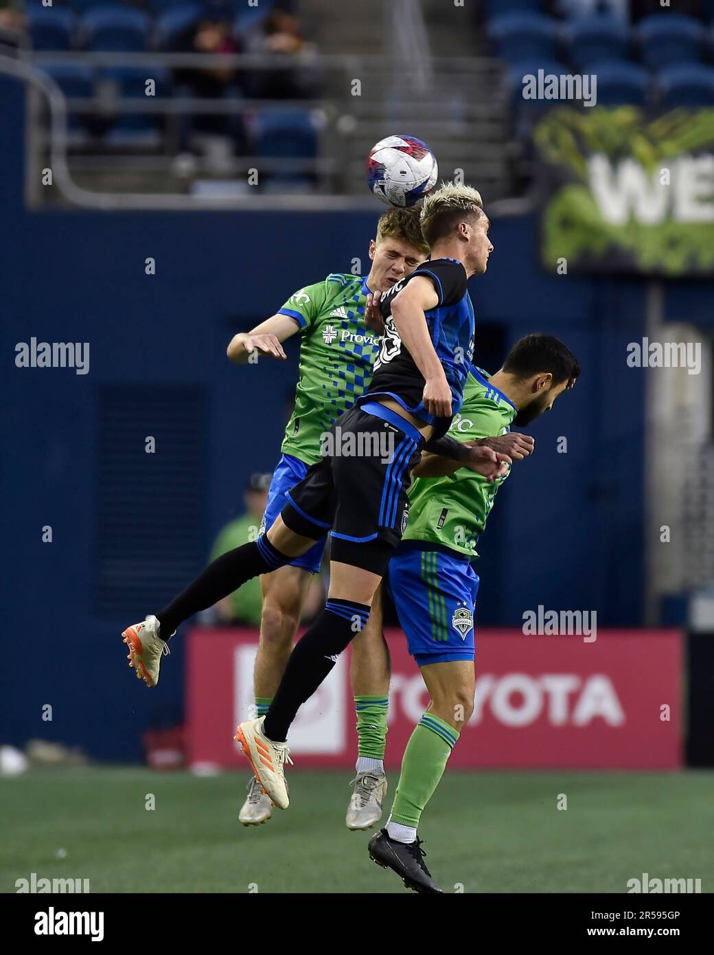 Seattle, WA, USA. 31st May, 2023. Seattle Sounders midfielder Reed Baker-Whiting (21) and San Jose Earthquakes forward Benji KikanoviÄ‡ (28) both try to make contact during the MLS soccer match between San Jose Earthquake and the Seattle Sounders FC at Lumen Field in Seattle, WA. Steve Faber/CSM/Alamy Live News Stock Photo