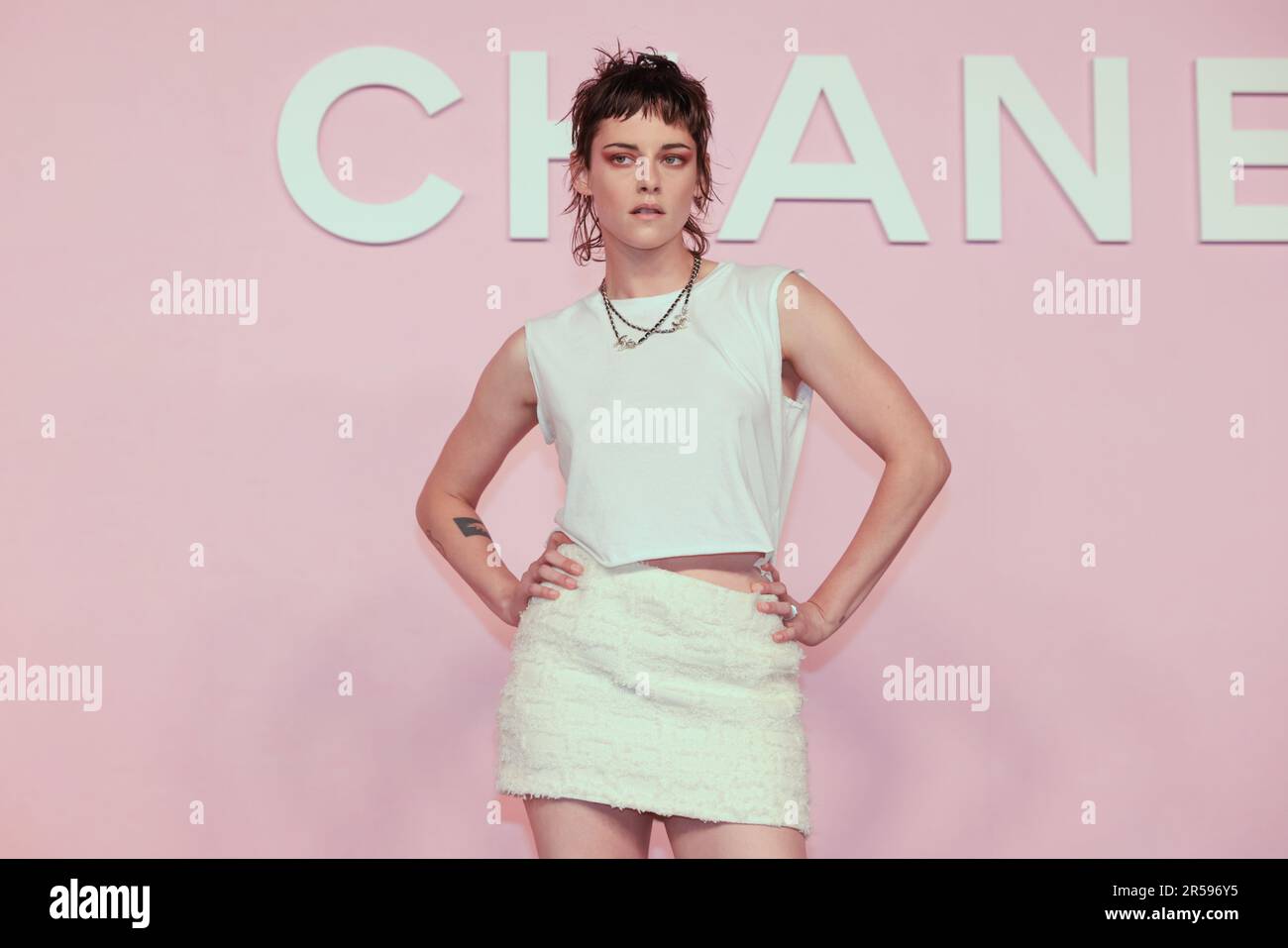 Kristen Stewart attends the photocall of the Chanel Metiers d'Art 2022/23  Replica Show at Tokyo Big Sight on June 1, 2023 in Japan Stock Photo - Alamy
