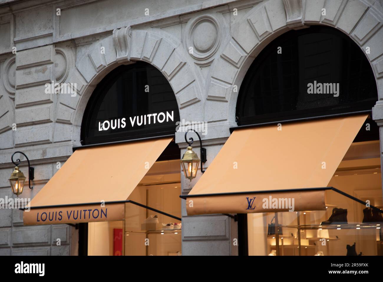 Facade of Louis Vuitton Store in the Center Editorial Photography - Image  of luxury, building: 174284412
