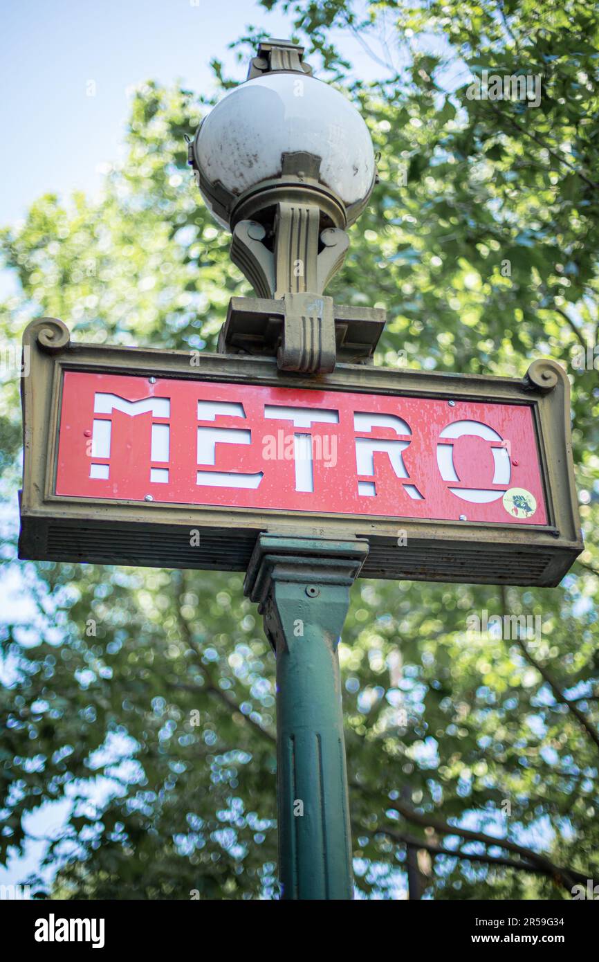 Oui sign hi-res stock photography and images - Alamy