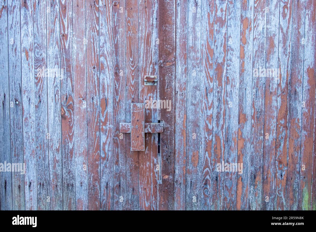 Old wooden door images hi-res stock photography and images - Alamy