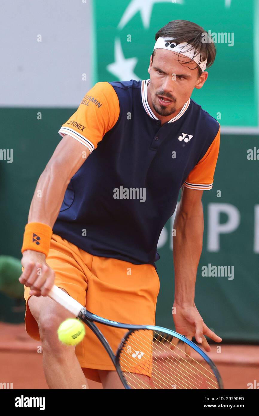 Paris, France. 01st June, 2023. Daniel Altmaier of Germany during day 5 of  the 2023 French Open, Roland-Garros 2023, second Grand Slam tennis  tournament of the year, on June 1, 2023 at