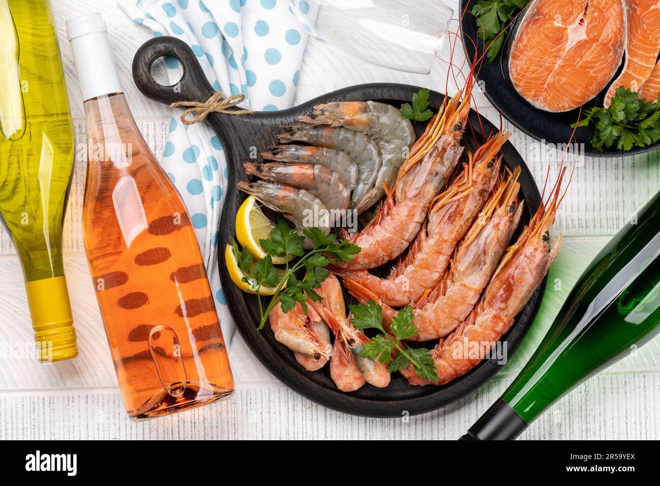 Banquet cuisine lobster seafood hi-res stock photography and images - Alamy