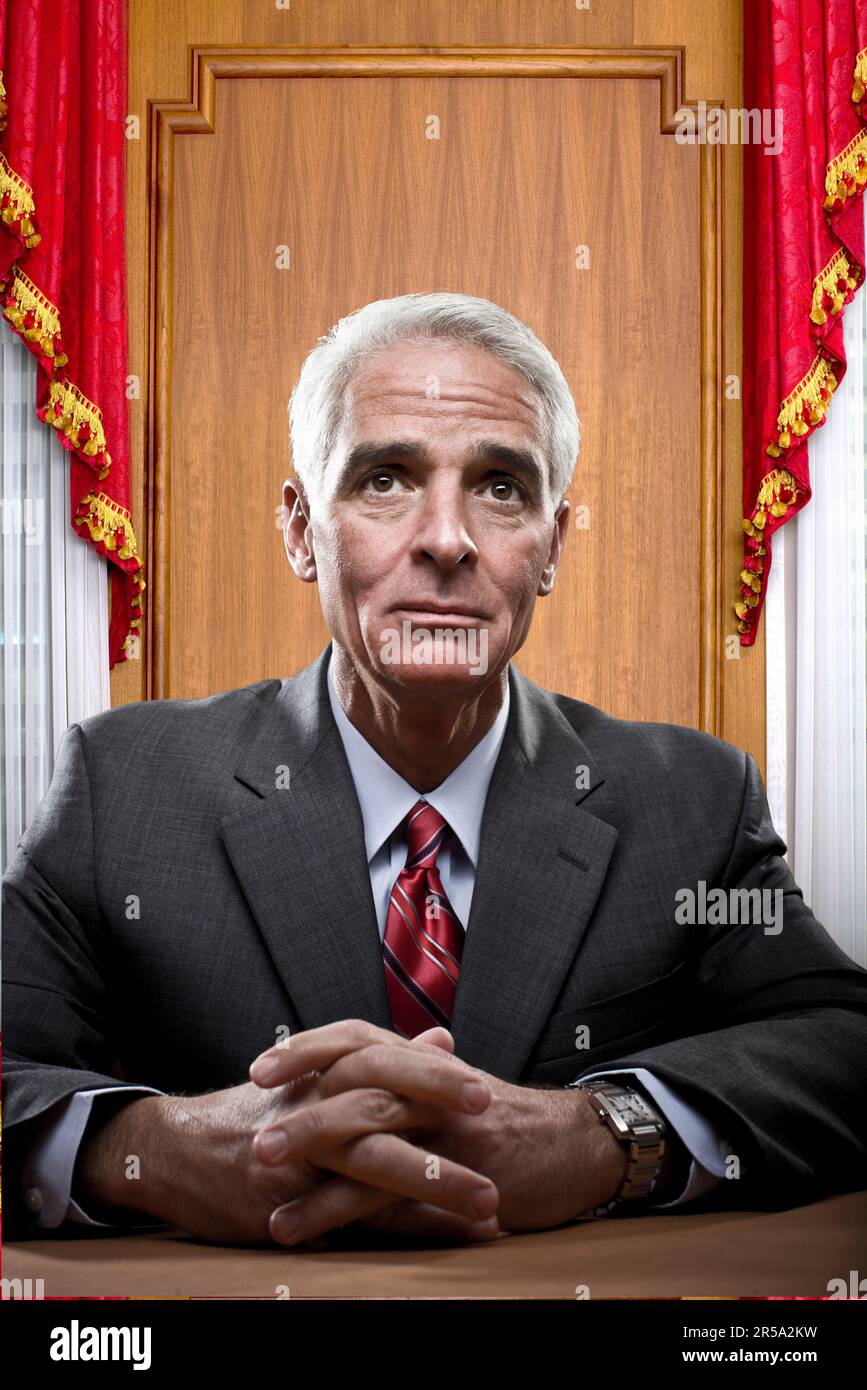 Portrait of Florida State Governor, Charlie Crist Stock Photo - Alamy
