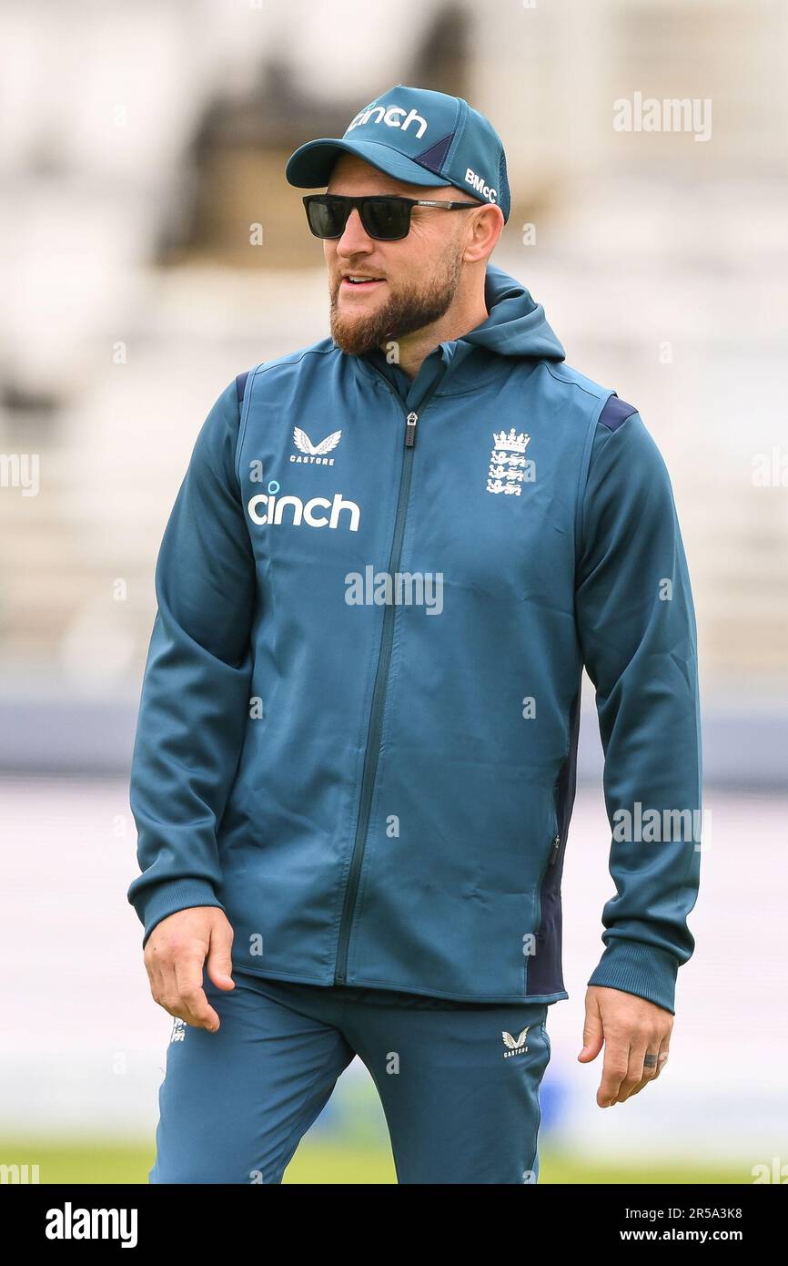 England cricket coach Brendan McCullum applauds his team during the pre  match warm up ahead of the LV= Insurance Test match Day 2 England vs  Ireland at Lords, London, United Kingdom, 2nd