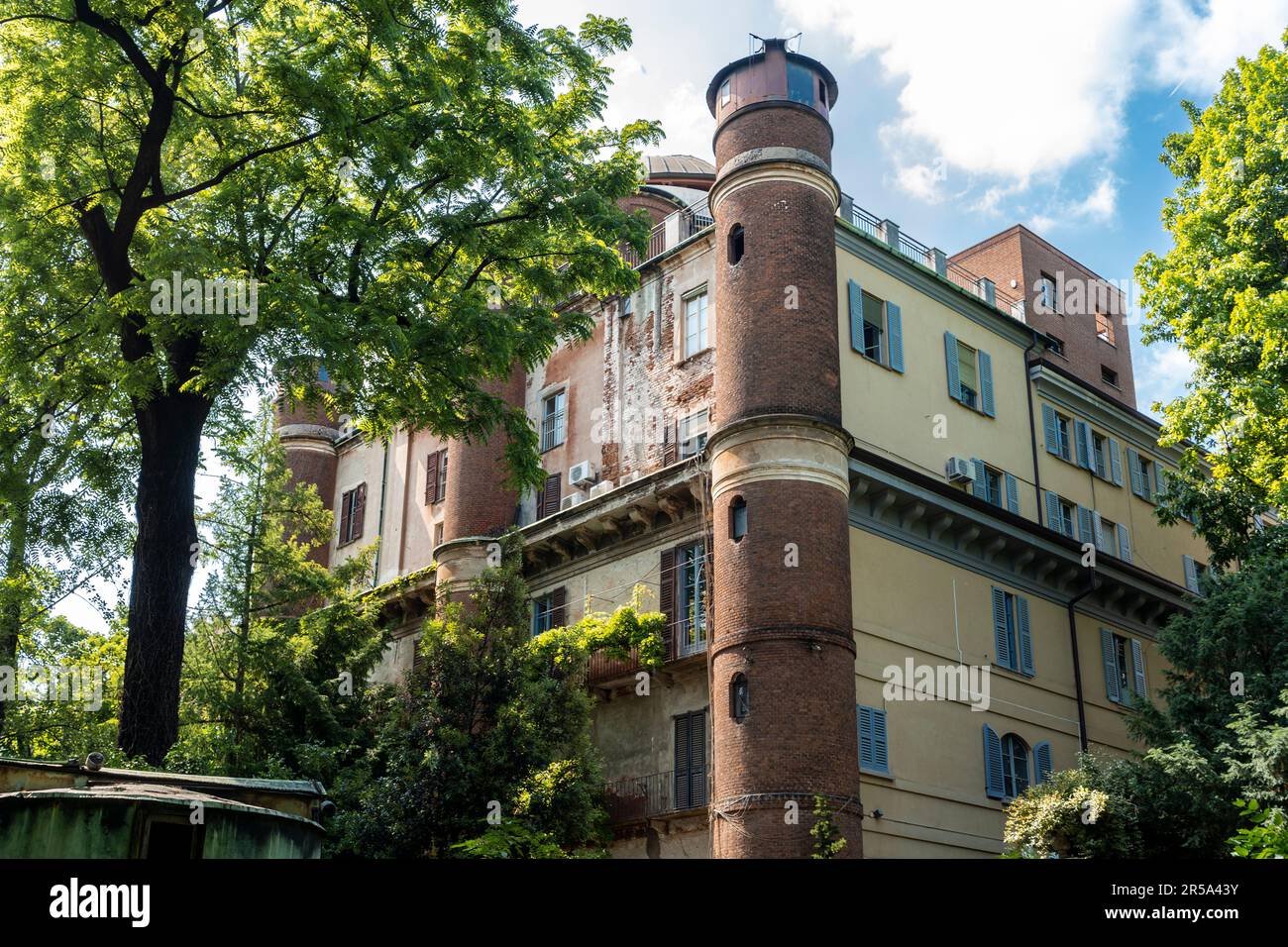 Astronomical observatory seen from the Botanical garden of Brera, part of the Brera Academy complex, Milan city center, Italy Stock Photo