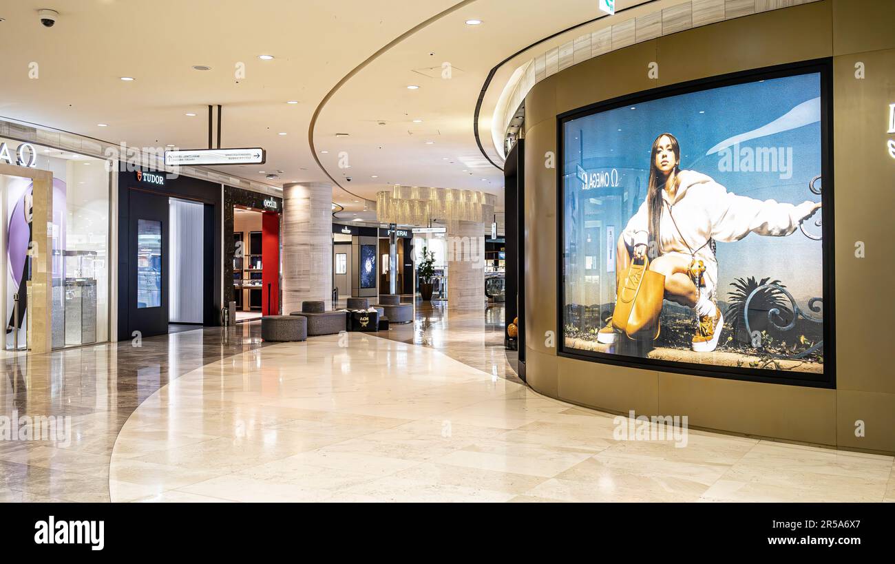 Luxury Watch Store in a Shopping Mall Stock Photo Alamy